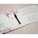 Pasztell rózsaszín tokos meghívó részlet, elegáns betűtípussal