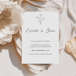 Bloom and Line esküvői meghívó fekete vonalas virágrajzzal