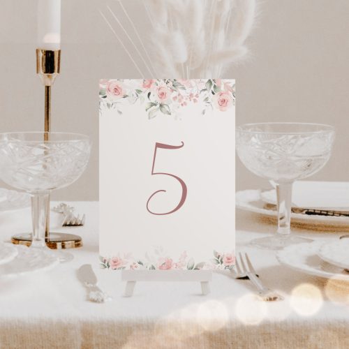 Rózsaszín romantikus esküvői asztalszám