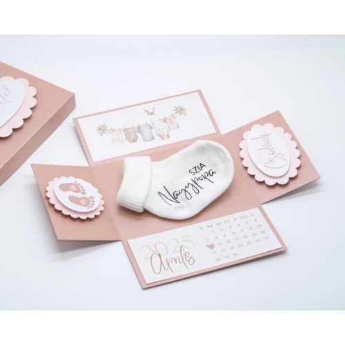 Baba bejelentő zokni kis dobozban - Rose gold